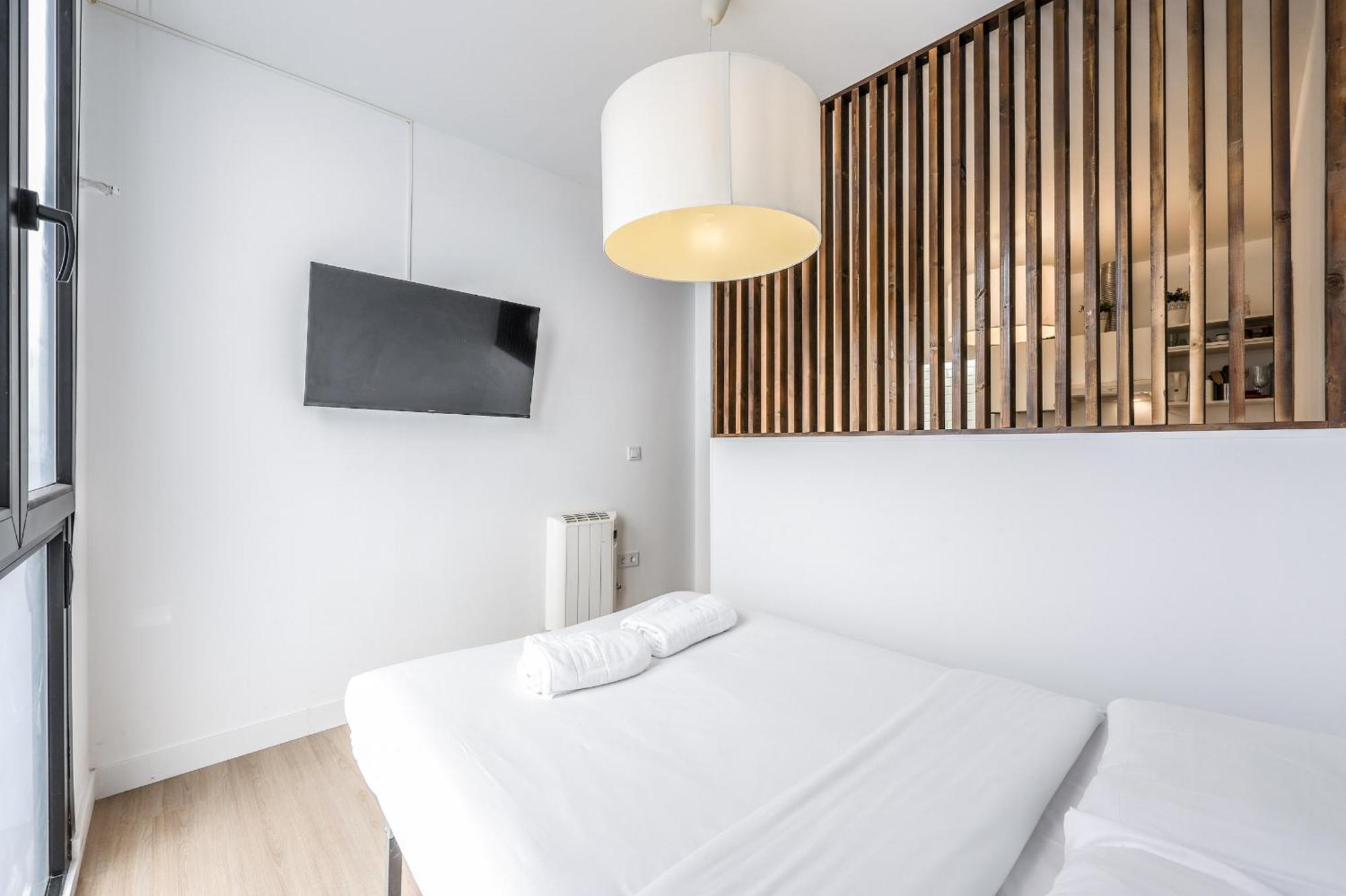 Pequeno Apartamento Reformado En Tirso De Molina Alquiler Temporal 마드리드 외부 사진